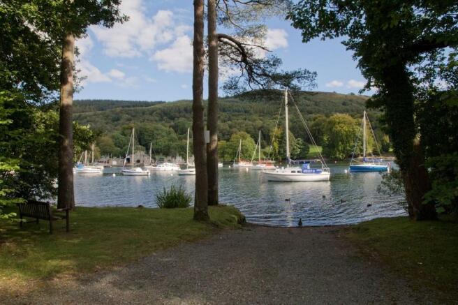 Lake Frontage