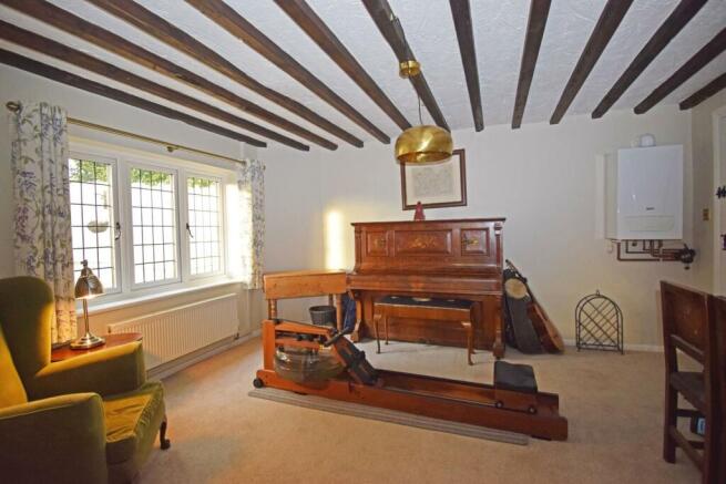Meadow Cottage, dining b.jpg