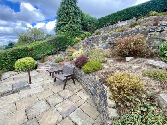 2 bed Detached for sale Image 4