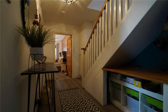 4 bed Semi-Detached for sale Image 9