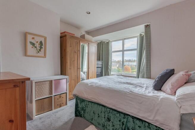 3 bed Terraced for sale Image 5