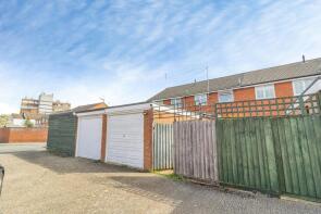 3, Stuart Close, Milton Keynes MK2 2NW