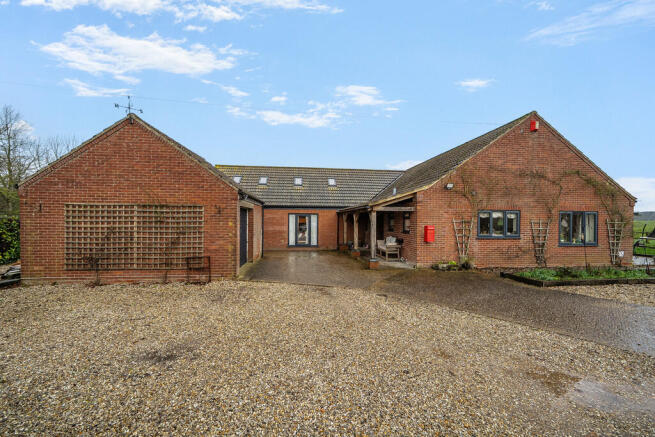 1392758-4-698f217...