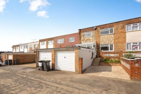 Tyrrel Lawn, Havant, PO9