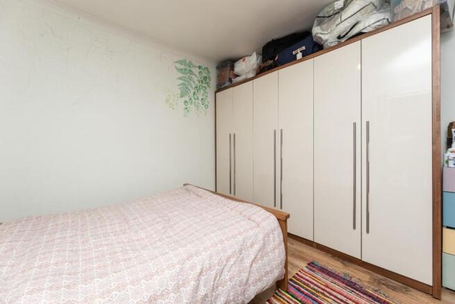 2 bed Terraced for sale Image 8