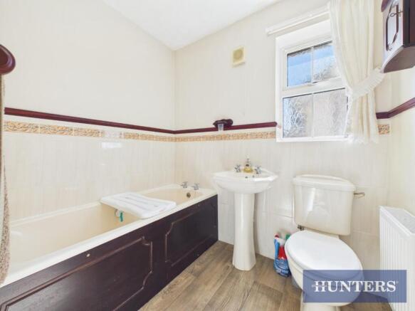 3 bed Detached Bungalow for sale Image 12