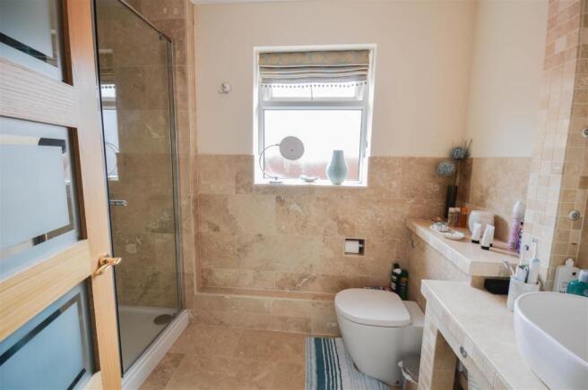 EN-SUITE.jpg