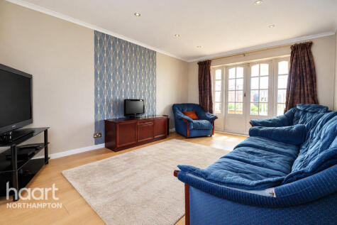 Baker Crescent, Wellingborough