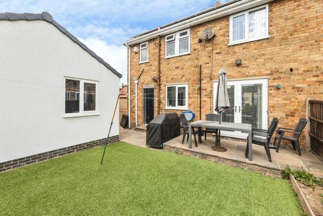 3 bed End of Terrace for sale Image 8
