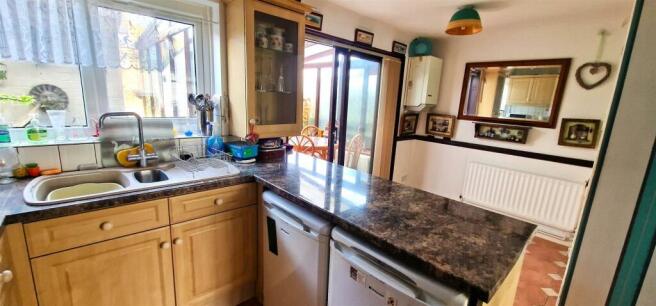 kitchen #3.jpg