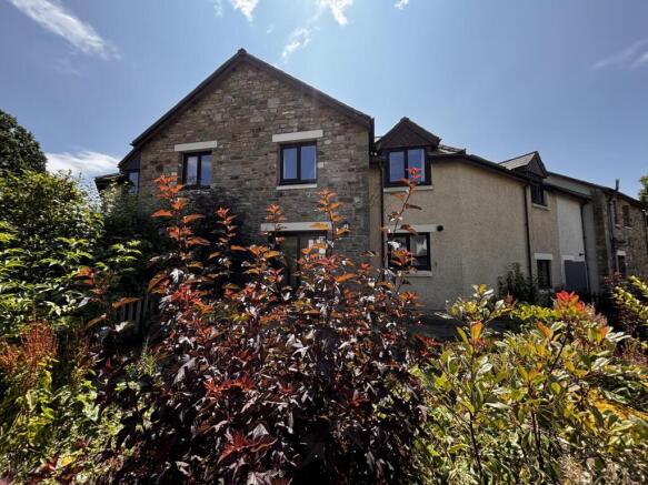 4 bed Terraced for sale Image 10