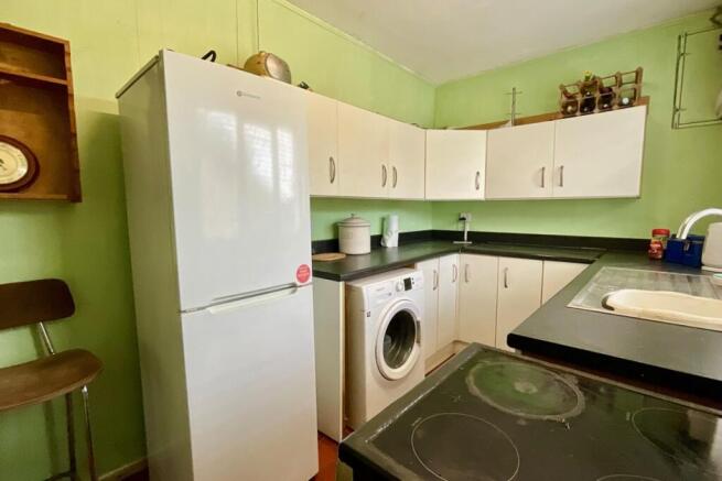 2 bed Bungalow for sale Image 7