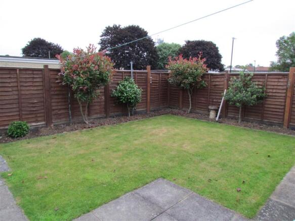 2 bed Detached Bungalow for sale Image 9