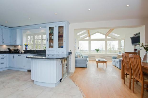 Family Kitchen3