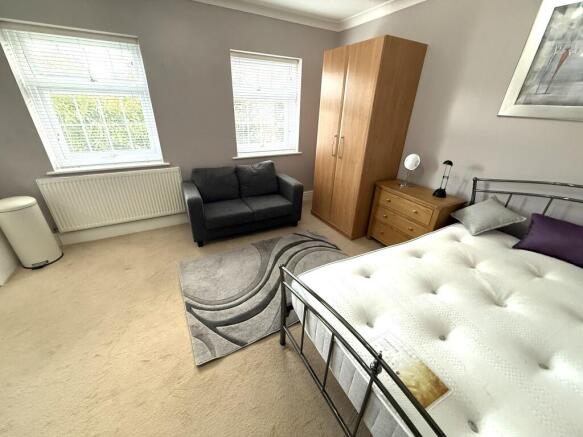 Bedroom / Lounge