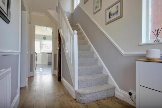 3 bed Semi-Detached for sale Image 5