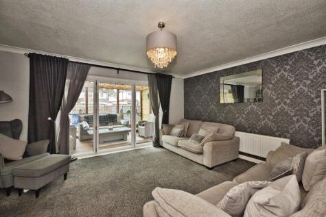 Thatcham Park, YEOVIL