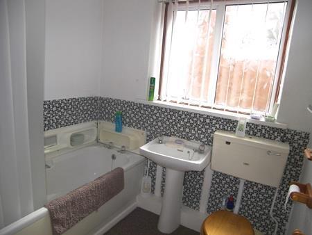 COMBINED BATHROOM/W.