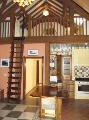 Mezzanine Level 2