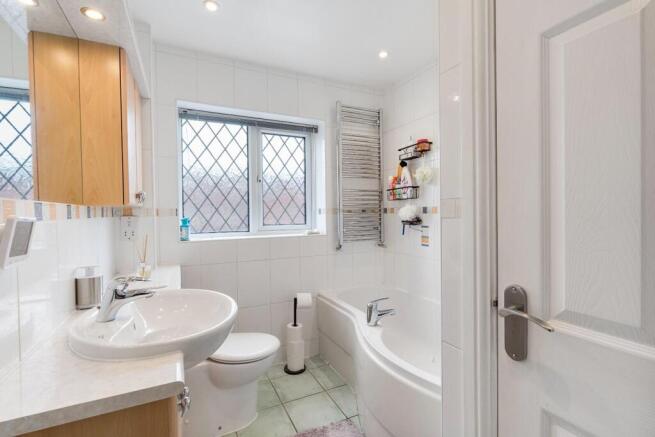 3 bed Detached for sale Image 6