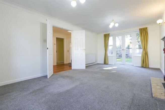 4 bed Detached for sale Image 7