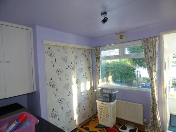 2 bed Park Home for sale Image 7