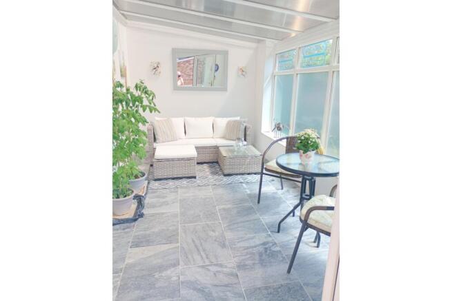 3 bed Detached Bungalow for sale Image 7