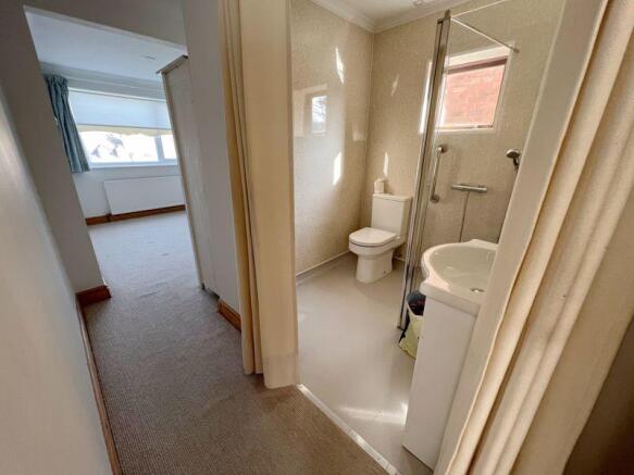 Guest En-Suite
