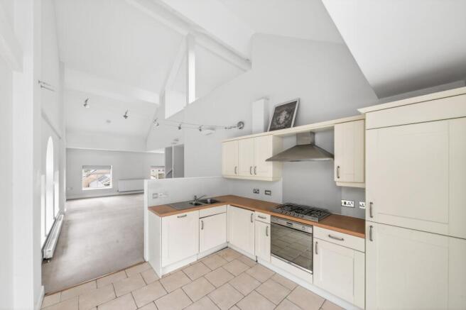 2 bed Flat for sale Image 4