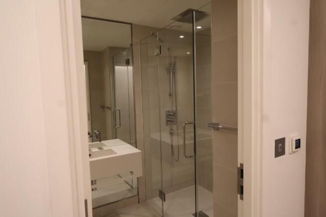 En-Suite Bathroom