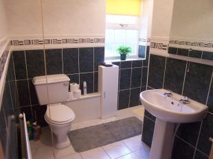 En Suite Shower