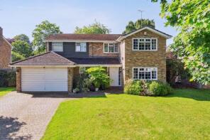 19 Chestnuts, Cliveden Mead, Maidenhead SL6 8HE