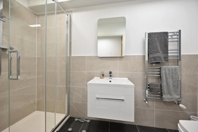 1 bed Apartment to rent Image 7