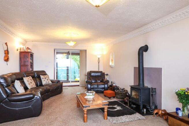 Lounge 2