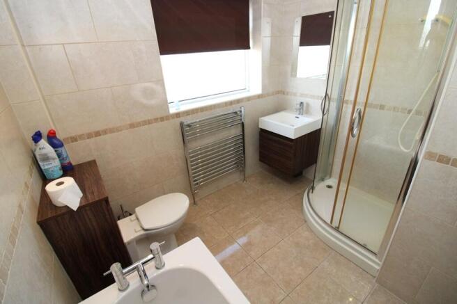 3 bed Detached for sale Image 10
