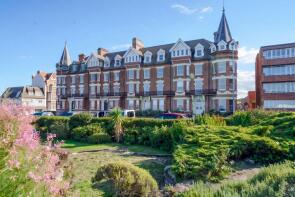 10, 5 Anglia Court, Runton Road, Cromer NR27 9AR