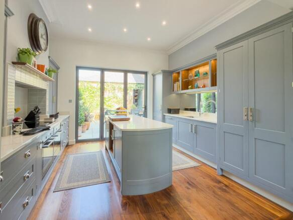 4 bed End of Terrace for sale Image 5