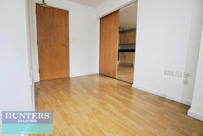 2 bed Apartment to rent Image 12