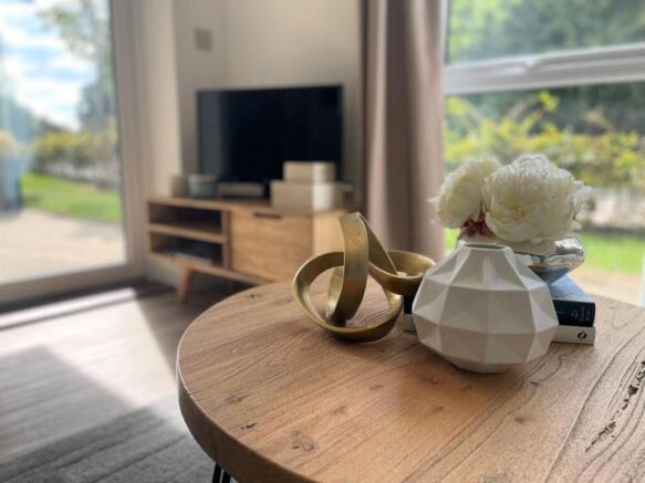 Kitchen / Diner / Lounge