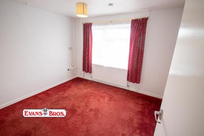 DINING ROOM / BEDROOM 1