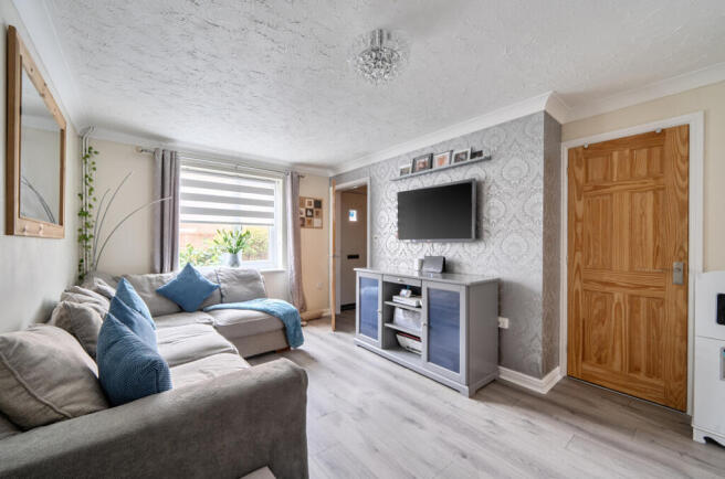 1374502-8-690a0e2...