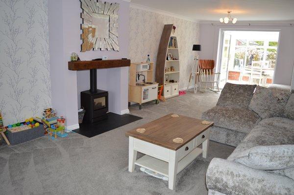 lounge & dining room