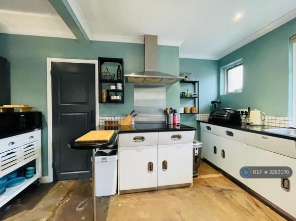 Kitchen + Dinning