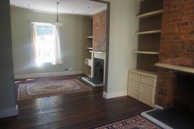 Lounge/Dining Room