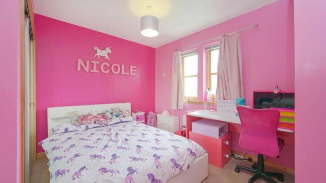 BEDROOM 2