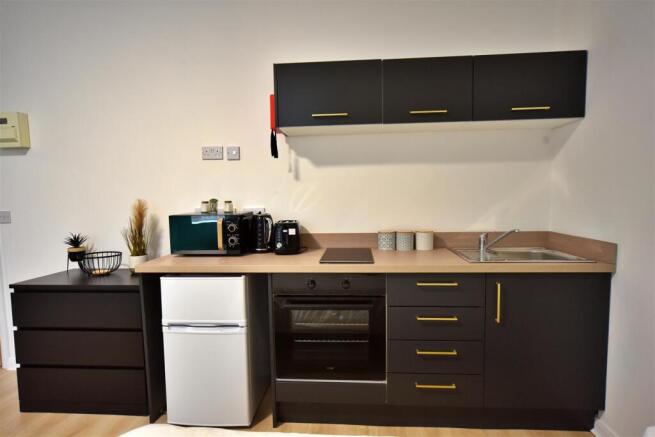 1 bed Apartment to rent Image 4