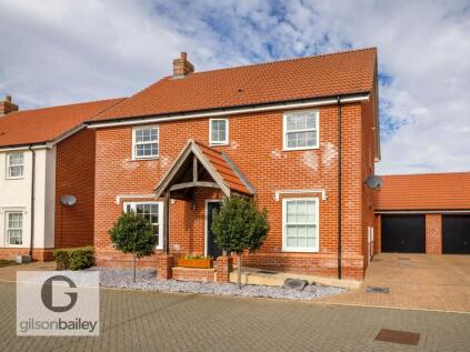 Oaks Lea, Acle