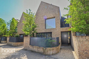 2, 350 Woodside Mews, High Road, Watford WD25 7FA