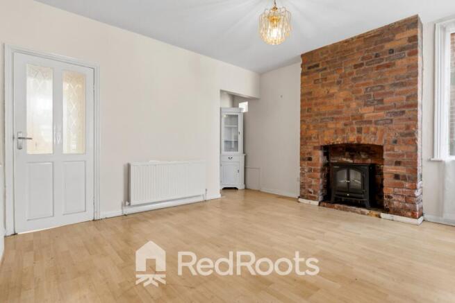 3 bed Semi-Detached for sale Image 8
