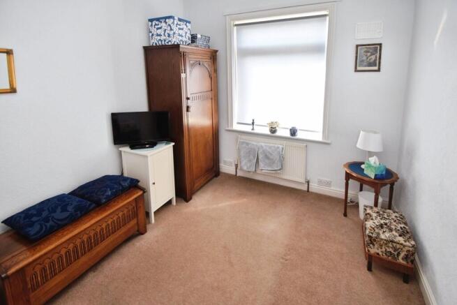 3 bed Terraced for sale Image 8